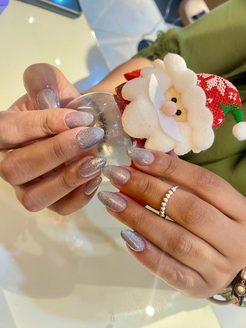 Trabajo de uñas 12
