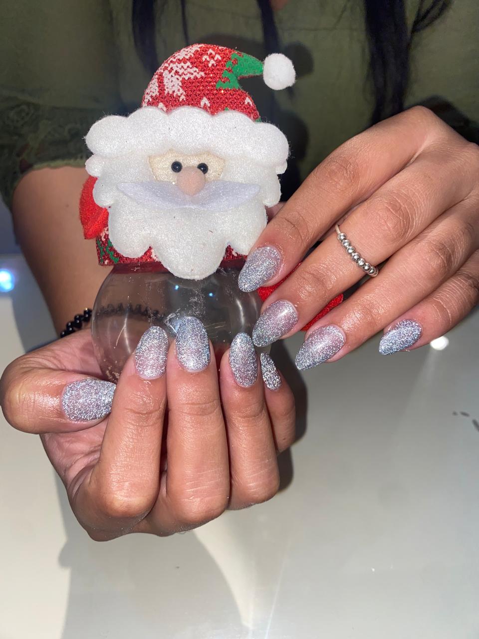 Trabajo de uñas 13