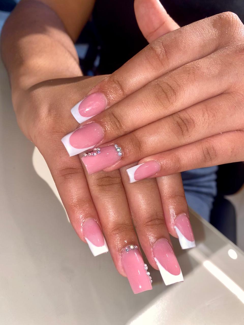 Trabajo de uñas 2